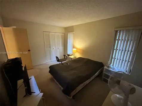 1540 NW 98th Terrace Pembroke Pines FL 33024