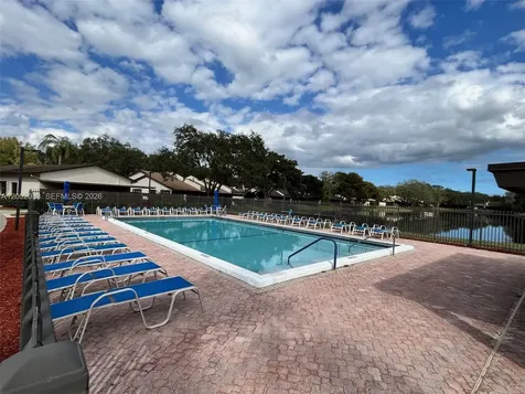 1540 NW 98th Terrace Pembroke Pines FL 33024