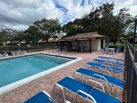 1540 NW 98th Terrace Pembroke Pines FL 33024
