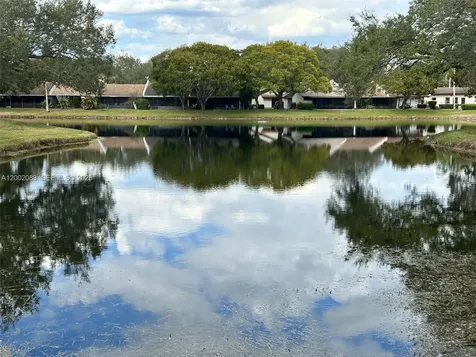 1540 NW 98th Terrace Pembroke Pines FL 33024
