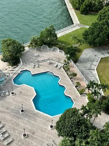 11111 Biscayne Boulevard Miami FL 33181