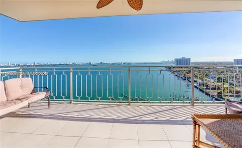 11111 Biscayne Boulevard Miami FL 33181