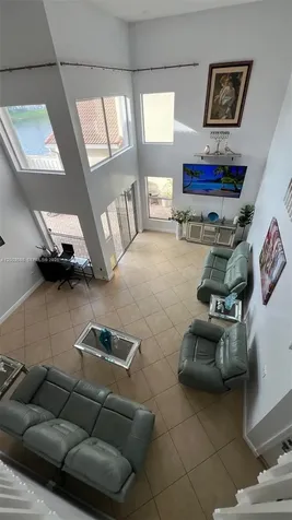 1590 Seagrape Way Hollywood FL 33019