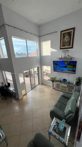 1590 Seagrape Way Hollywood FL 33019