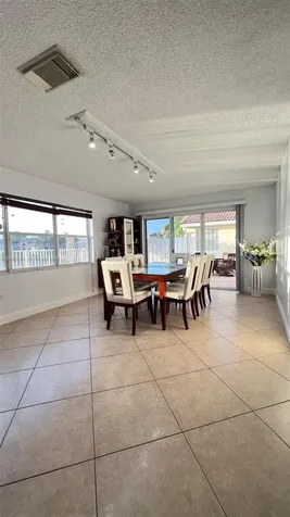 1590 Seagrape Way Hollywood FL 33019