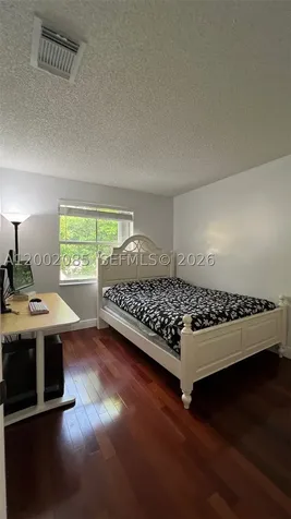 1590 Seagrape Way Hollywood FL 33019