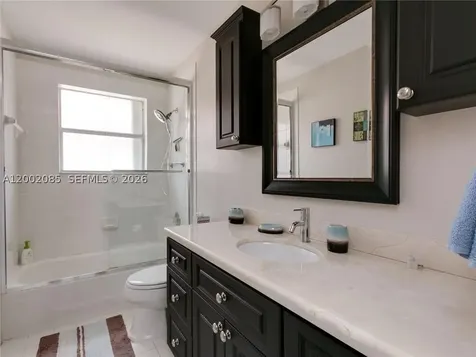 1590 Seagrape Way Hollywood FL 33019