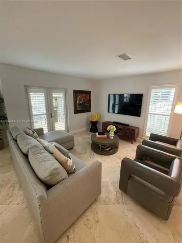 3081 Matilda Street Miami FL 33133