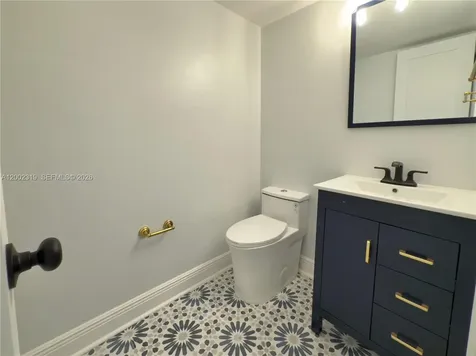 12070 Alternate A1a Palm Beach Gardens FL 33410