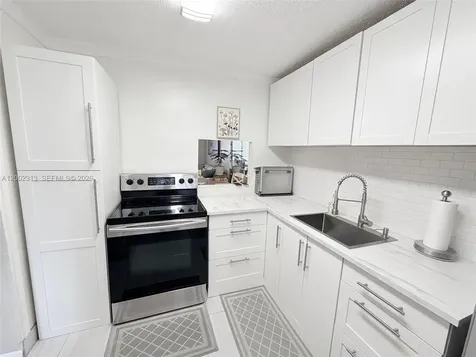 3040 Holiday Springs Boulevard Margate FL 33063