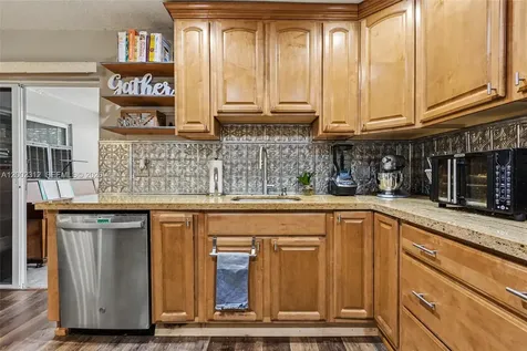 4871 NW 13th Avenue Deerfield Beach FL 33064