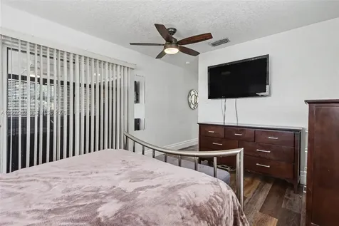 4871 NW 13th Avenue Deerfield Beach FL 33064