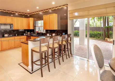 6772 NW 111th Avenue Doral FL 33178
