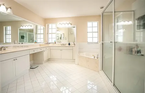 6772 NW 111th Avenue Doral FL 33178