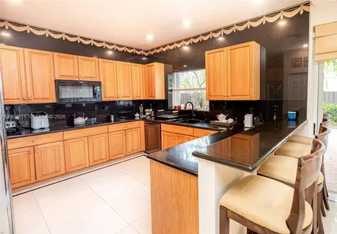6772 NW 111th Avenue Doral FL 33178
