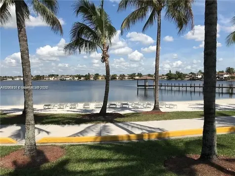 6772 NW 111th Avenue Doral FL 33178