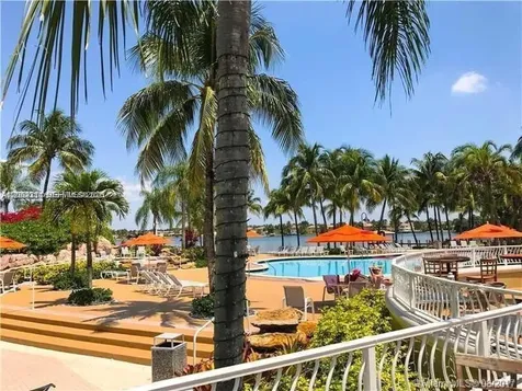 6772 NW 111th Avenue Doral FL 33178