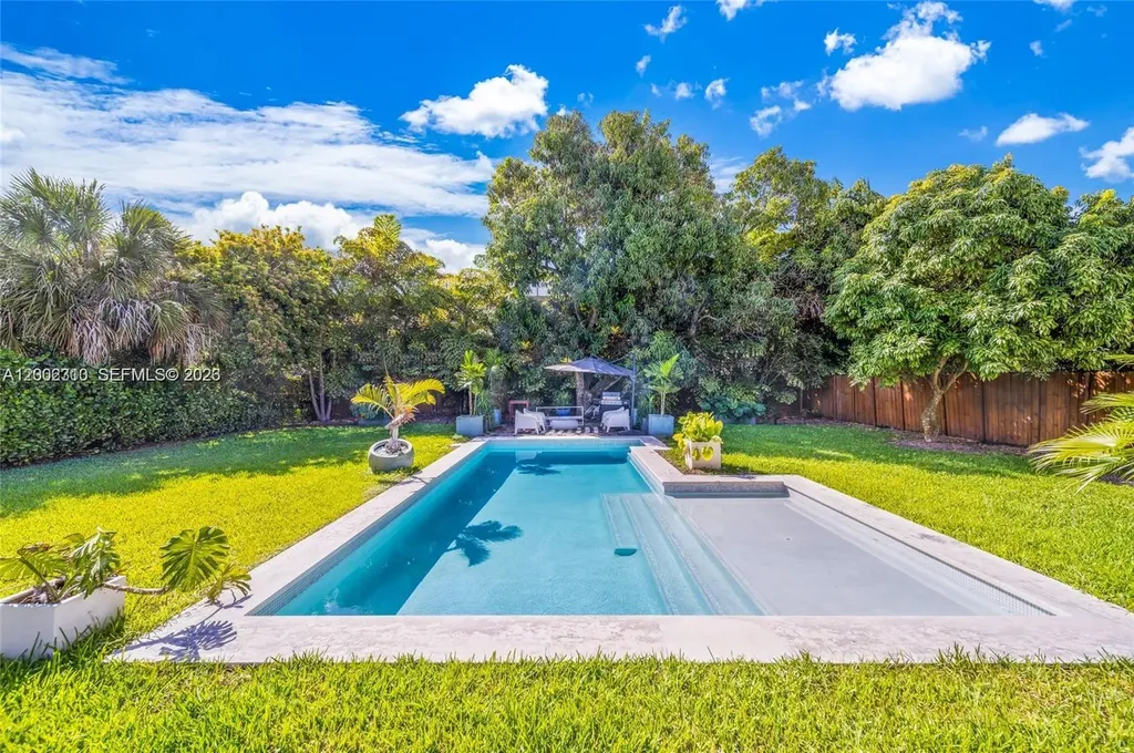 3531 SW 1st Avenue Miami FL 33145
