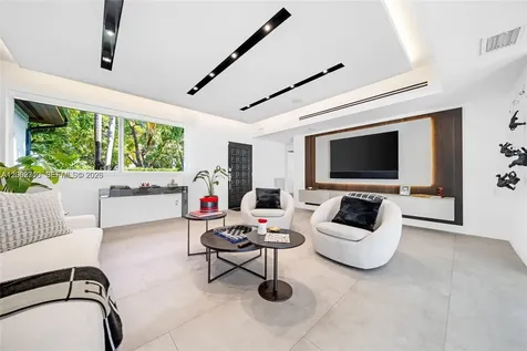 3531 SW 1st Avenue Miami FL 33145