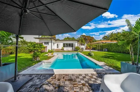 3531 SW 1st Avenue Miami FL 33145