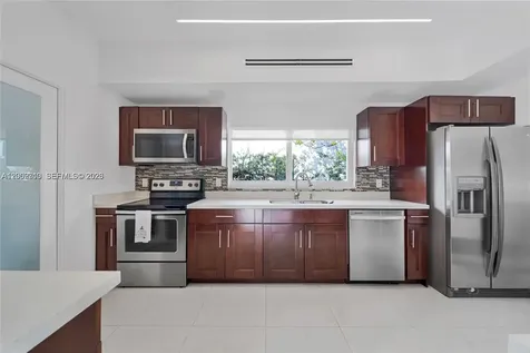 3531 SW 1st Avenue Miami FL 33145
