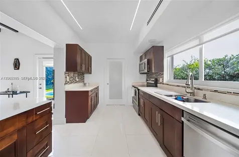 3531 SW 1st Avenue Miami FL 33145