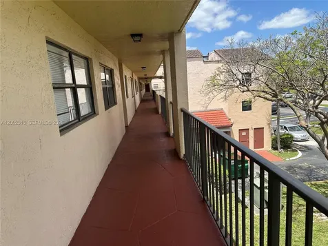 3396 Foxcroft Road Miramar FL 33025
