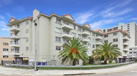 2600 Collins Avenue Miami Beach FL 33140