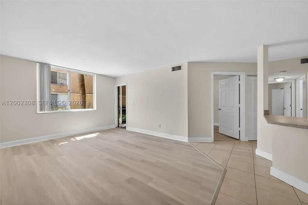 4025 W Mcnab Road Pompano Beach FL 33069
