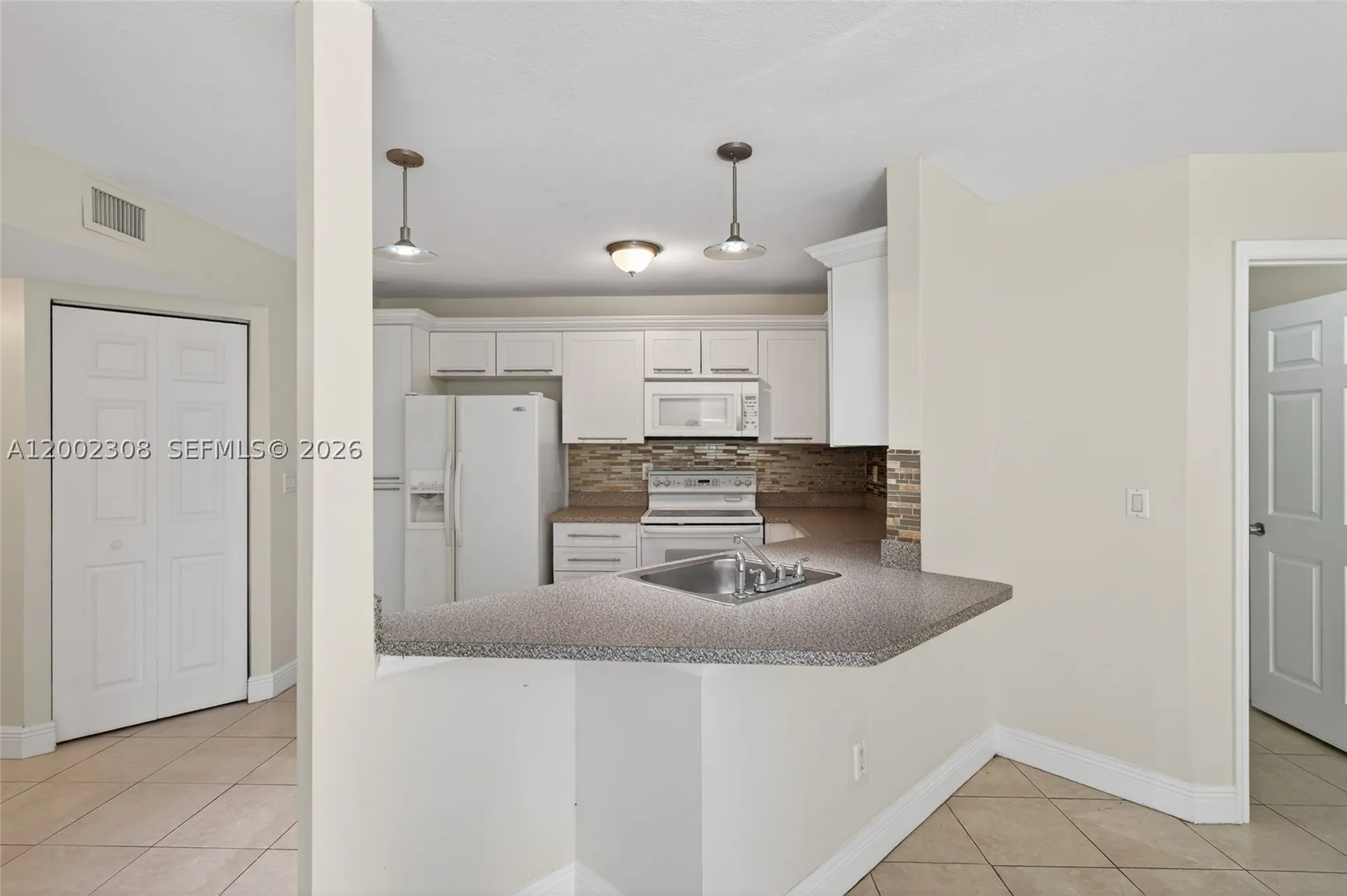 4025 W Mcnab Road Pompano Beach FL 33069