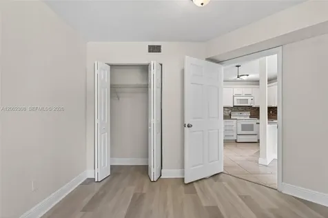 4025 W Mcnab Road Pompano Beach FL 33069