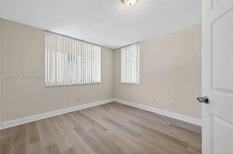 4025 W Mcnab Road Pompano Beach FL 33069