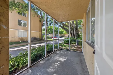 4025 W Mcnab Road Pompano Beach FL 33069