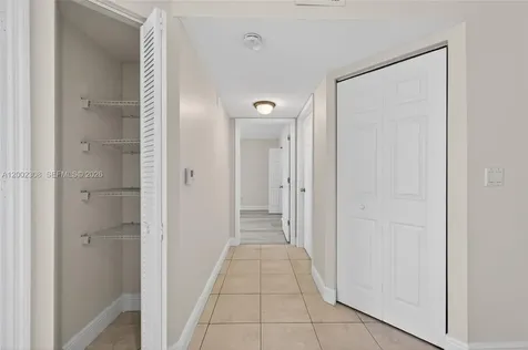 4025 W Mcnab Road Pompano Beach FL 33069