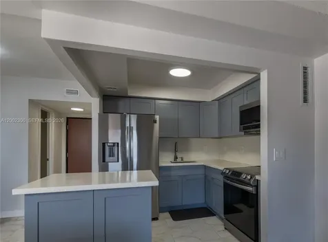 300 NW 42nd Avenue Miami FL 33126