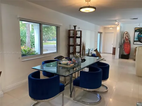 9840 SW 69th Avenue Pinecrest FL 33156
