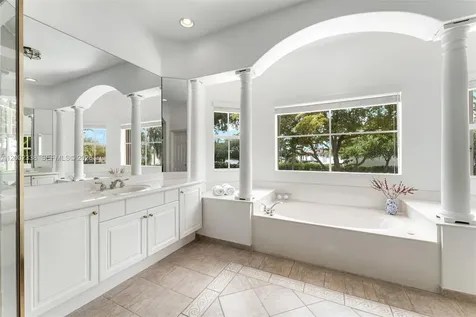 6914 NW 113th Place Doral FL 33178