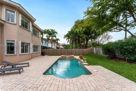 6914 NW 113th Place Doral FL 33178