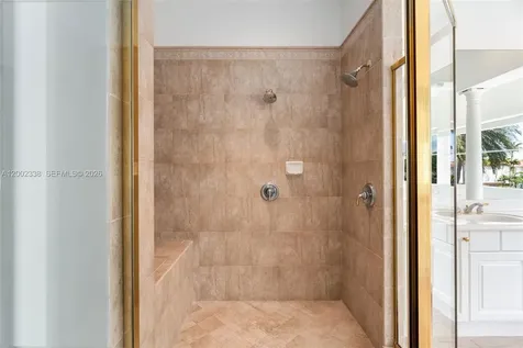 6914 NW 113th Place Doral FL 33178