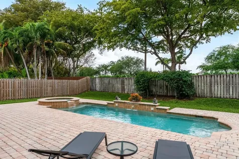 6914 NW 113th Place Doral FL 33178