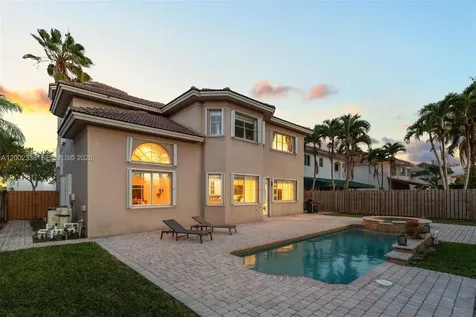 6914 NW 113th Place Doral FL 33178