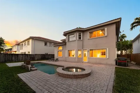 6914 NW 113th Place Doral FL 33178