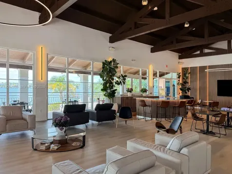 6914 NW 113th Place Doral FL 33178