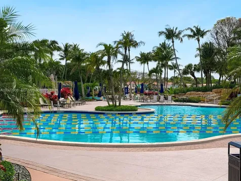 6914 NW 113th Place Doral FL 33178
