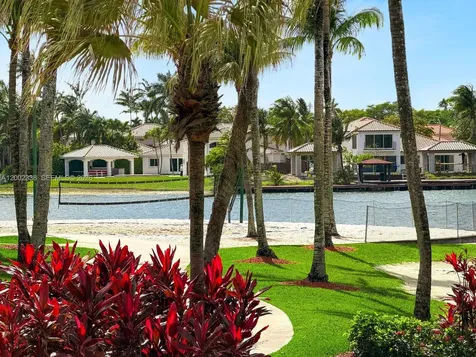 6914 NW 113th Place Doral FL 33178