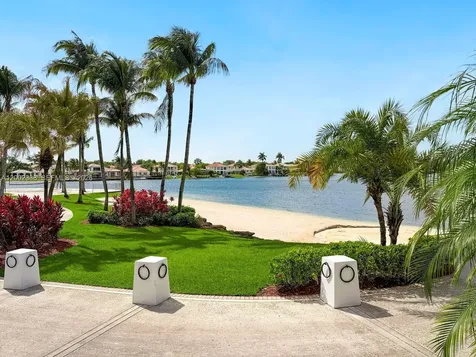 6914 NW 113th Place Doral FL 33178