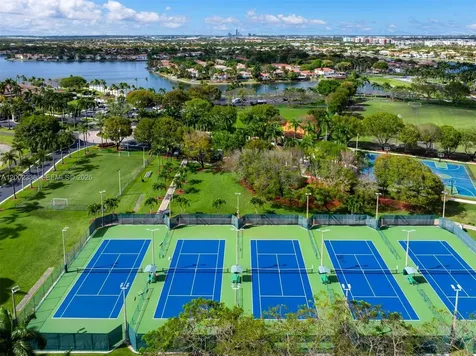 6914 NW 113th Place Doral FL 33178