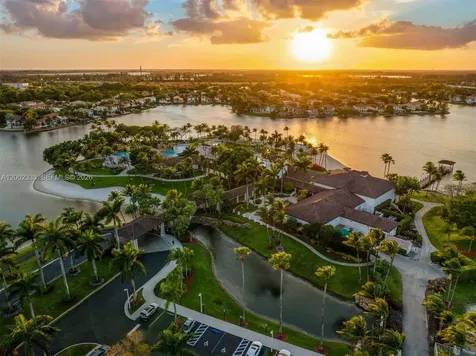 6914 NW 113th Place Doral FL 33178