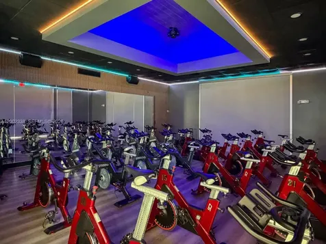 6914 NW 113th Place Doral FL 33178