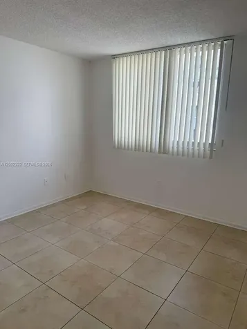 5099 NW 7th Street Miami FL 33126